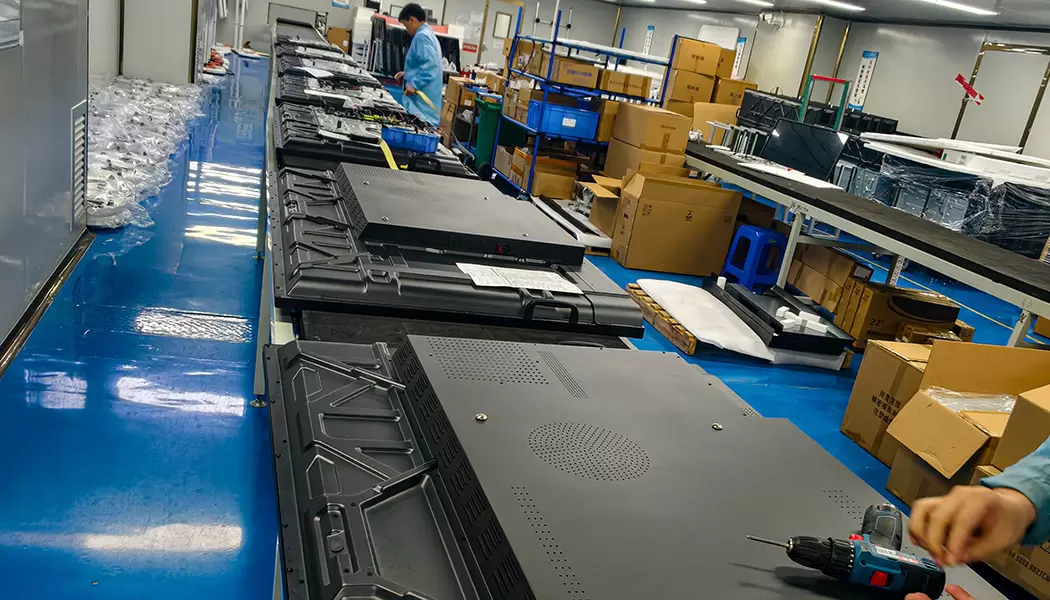&iquest;Qu&eacute; hace que un fabricante de se&ntilde;alizaci&oacute;n digital sea confiable para proyectos a largo plazo?